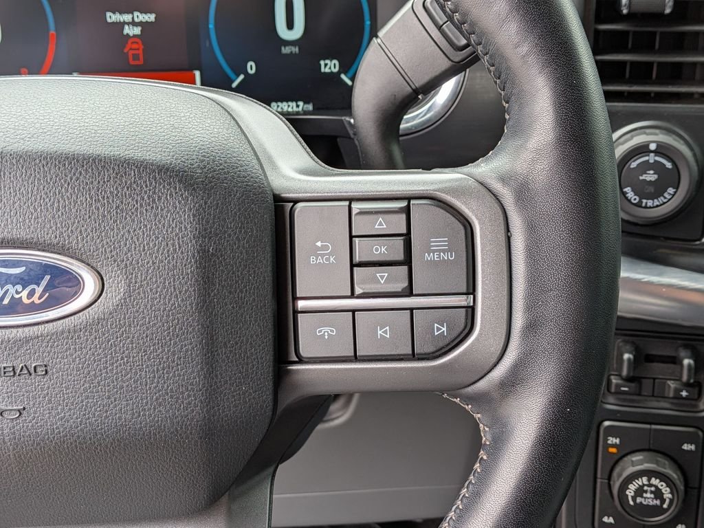 Used 2022 White Ford Lariat image 17