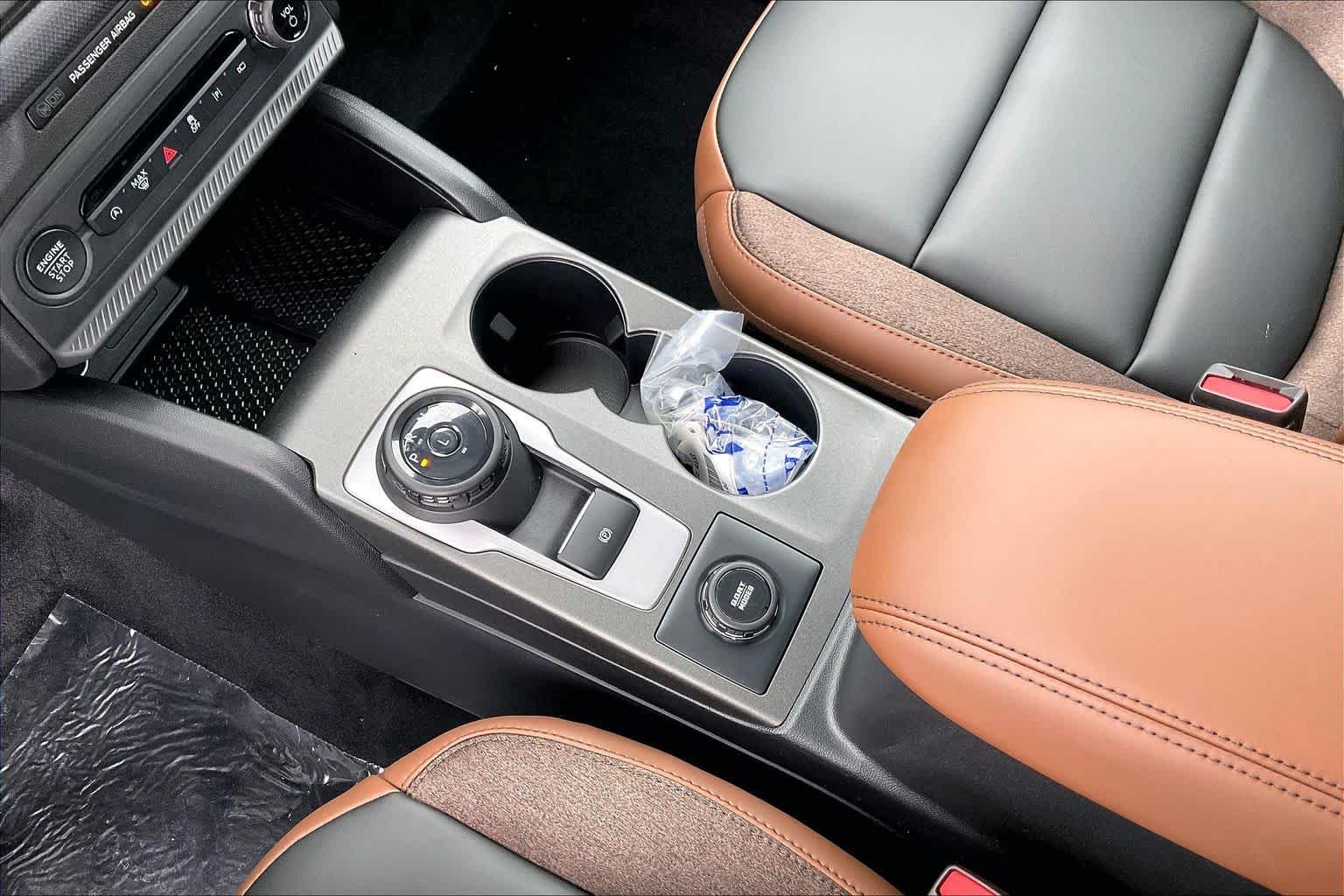 New 2026 Space White Metallic Ford Outer Banks® image 5