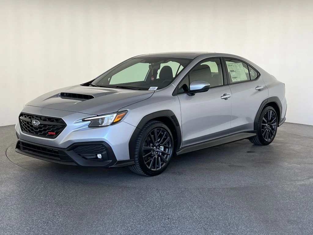 New 2026 ICE SILVER METALLIC Subaru Premium image 9
