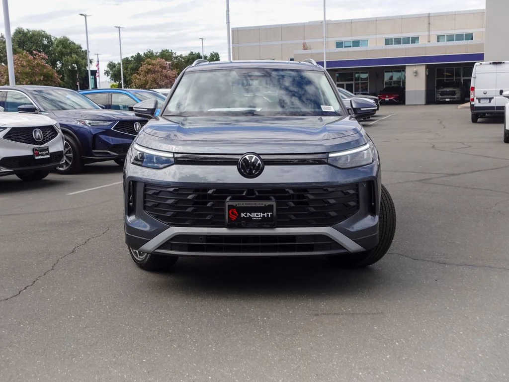 New 2026 Platinum Gray Metallic Volkswagen SE image 3