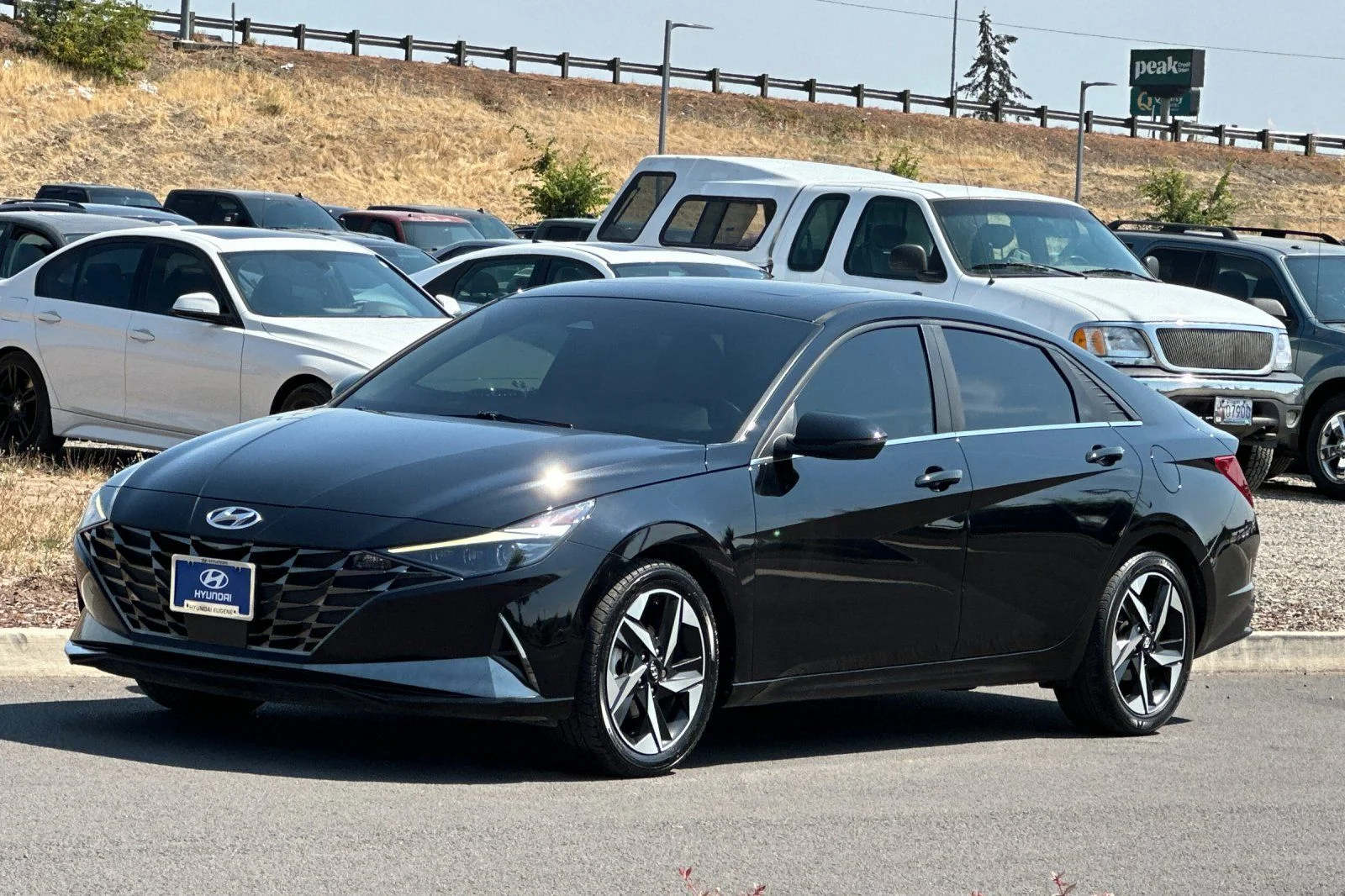 Used 2022 Black Hyundai Limited image 7