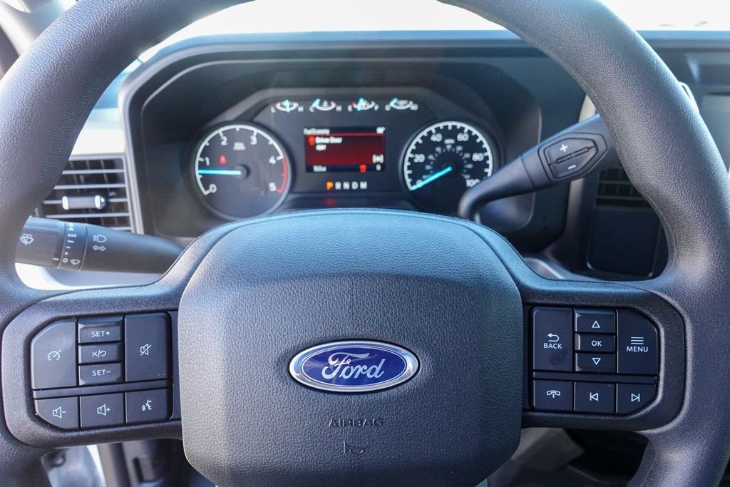 New 2026 Oxford White Ford F-250® XLT image 19