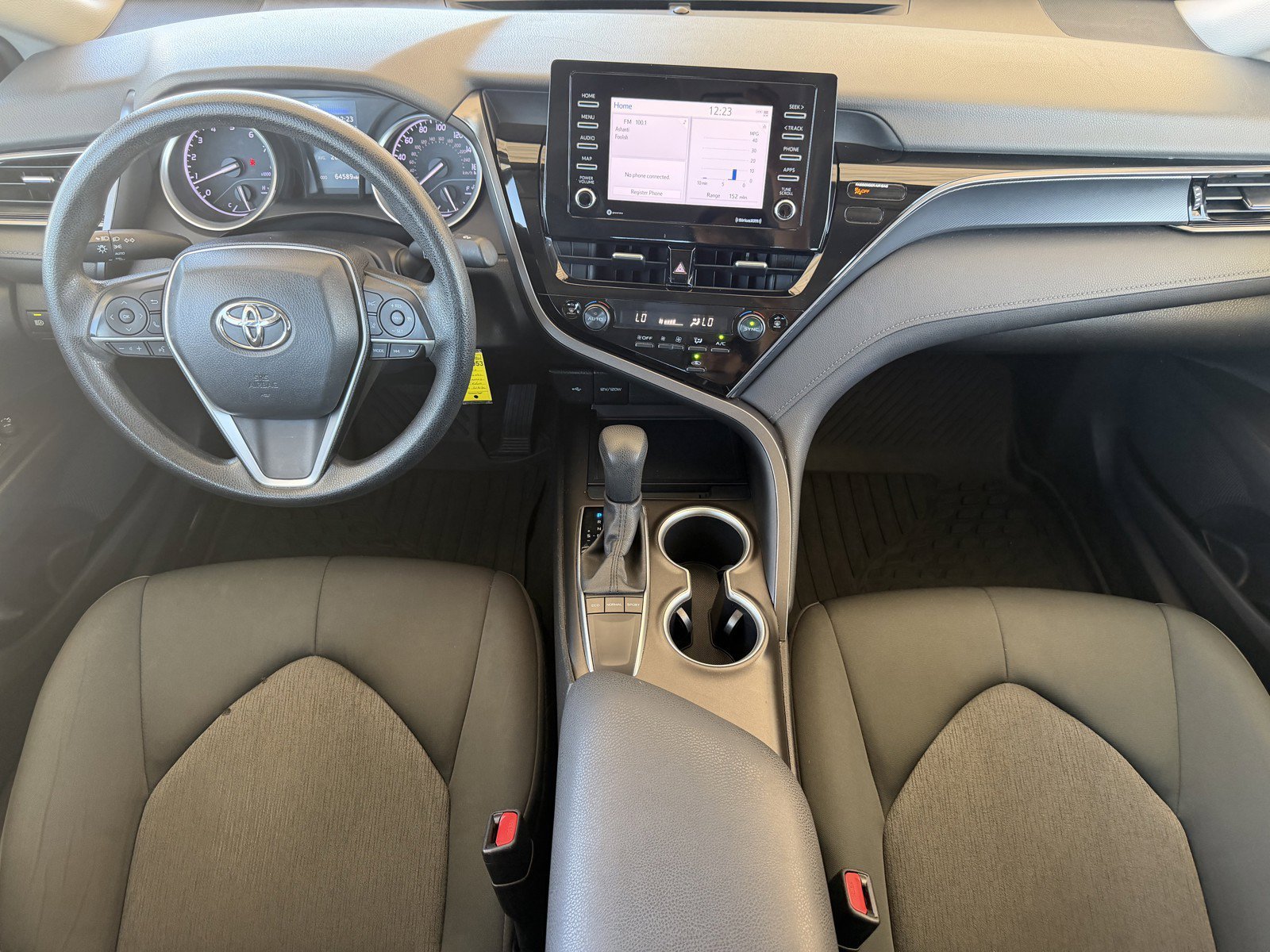 Used 2024 Ice Cap Toyota LE image 25