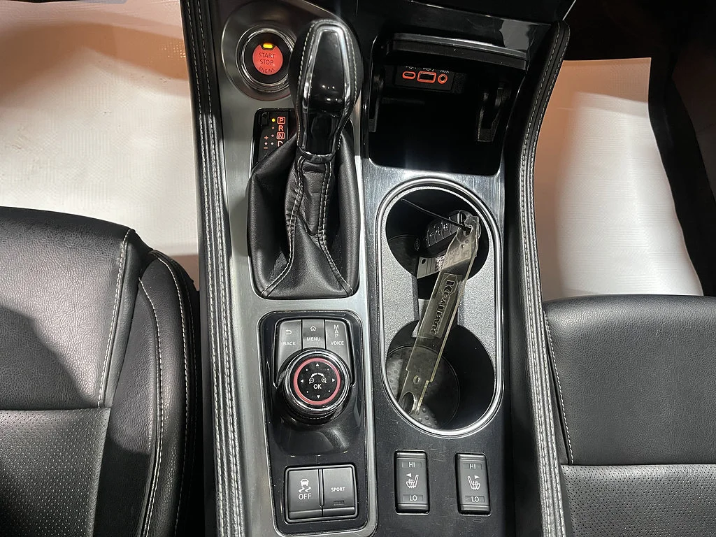 2023 Nissan Maxima SL - Photo 33