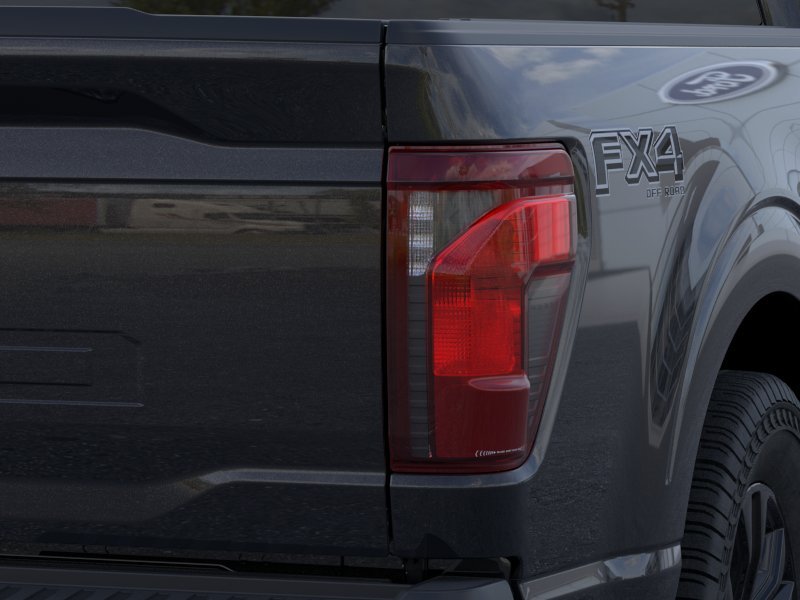 New 2026 Agate Black Metallic Ford XLT image 21
