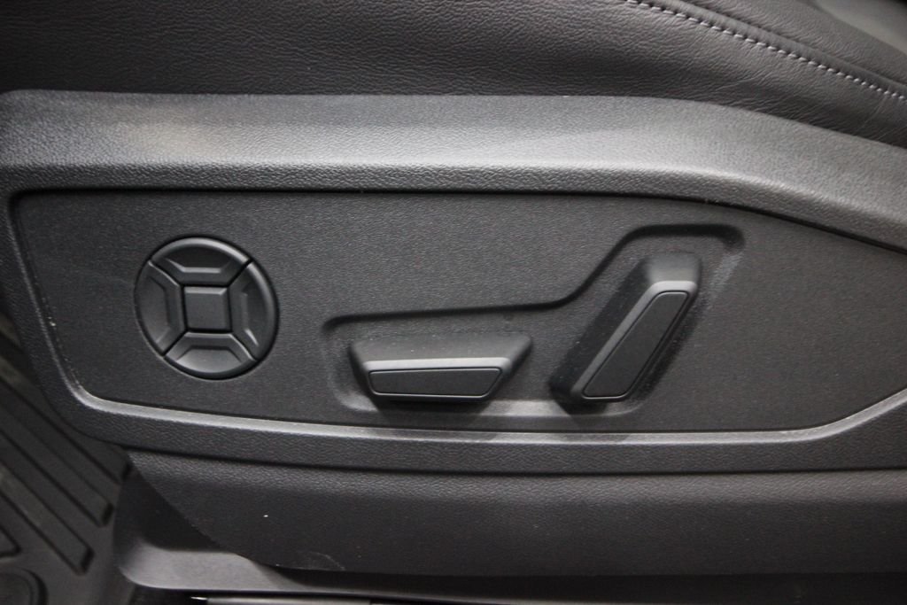 2025 Audi Q5 Premium - Photo 16