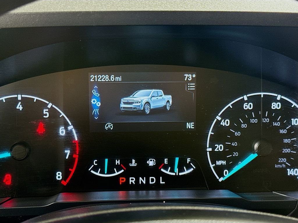 Used 2022 Alto Blue Tinted Clearcoat Metallic Ford XLT image 19