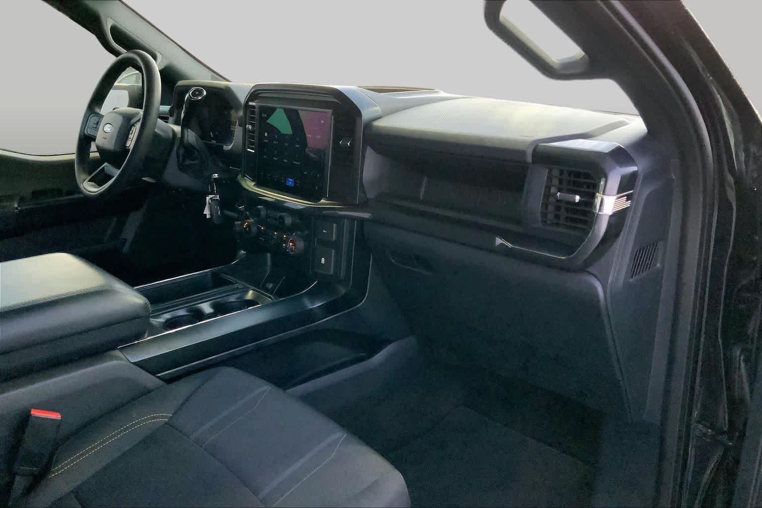 Used 2025 Agate Black Metallic Ford STX image 17
