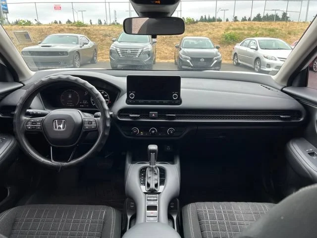 Used 2024 Platinum White Pearl Honda LX image 9