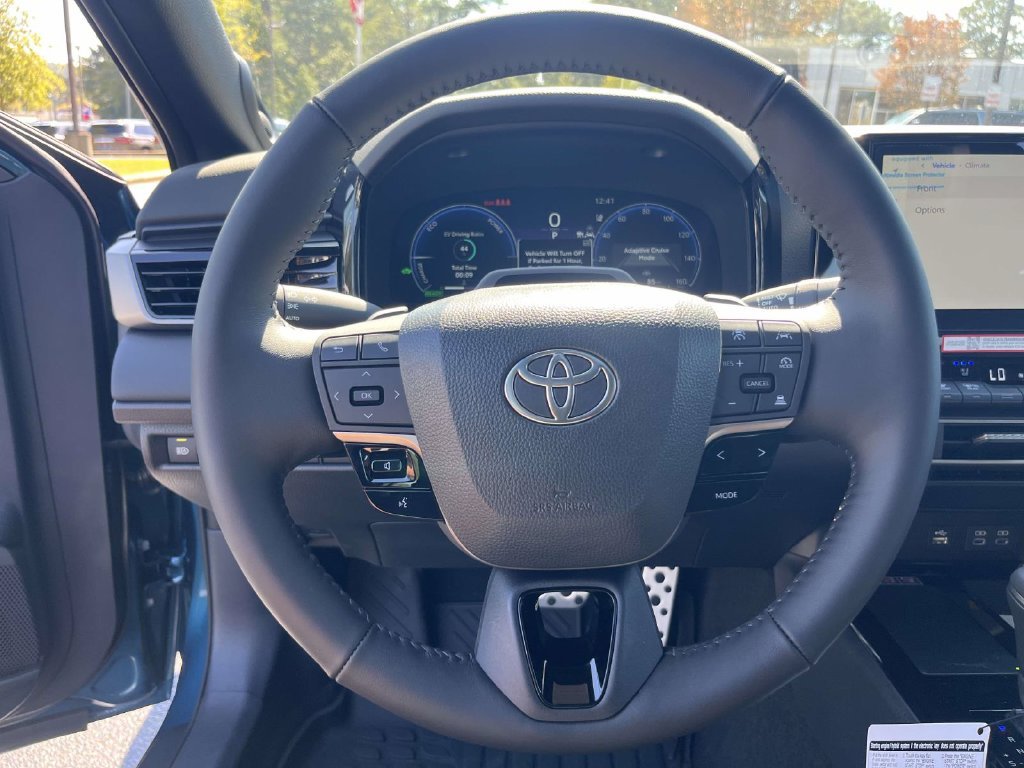 New 2026 Ocean Gem with Midnight Black Metallic roof Toyota XSE image 14