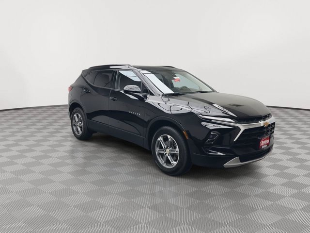 Used 2023 Black Chevrolet LT image 35