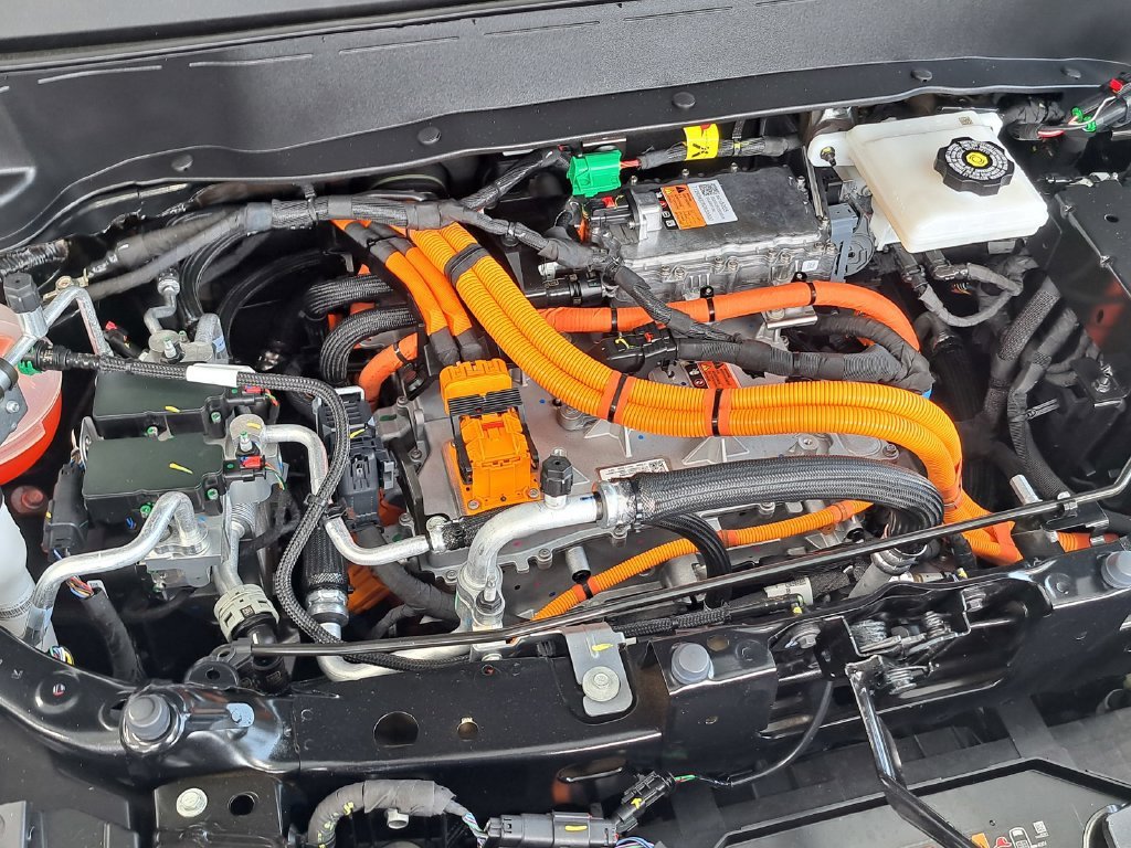 2027 Chevrolet Bolt RS - Photo 15