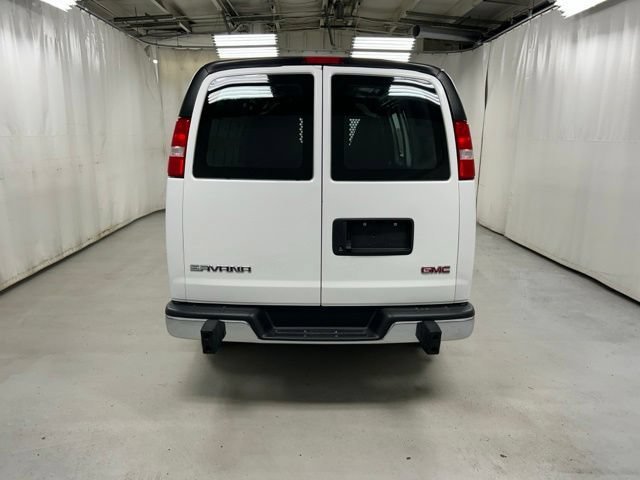 Used 2025 Summit White GMC Work Van image 6