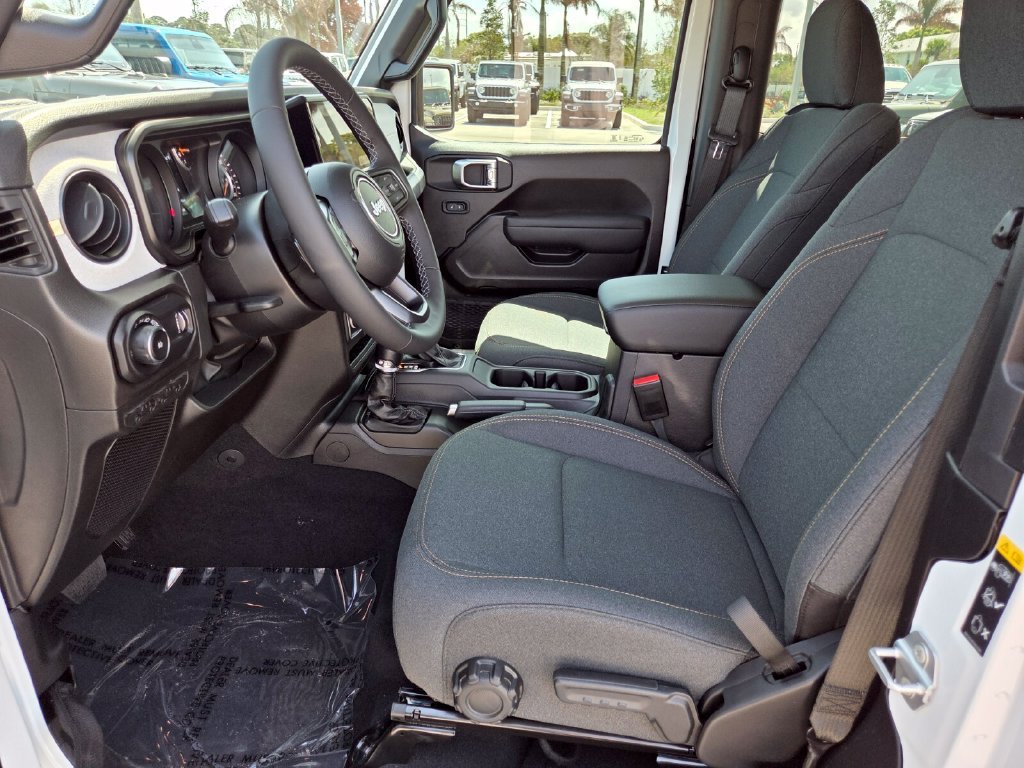 New 2026 Bright White Clear-Coat Exterior Paint Jeep Sport S image 14
