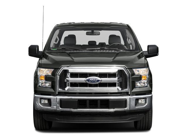 Used 2017 Ingot Silver Ford XLT image 4