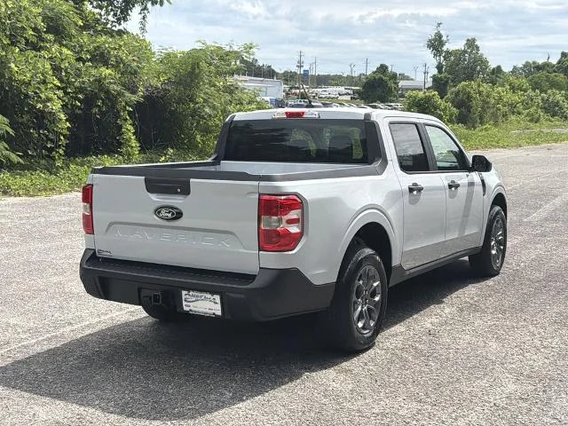 New 2026 Space White Metallic Ford XLT image 3