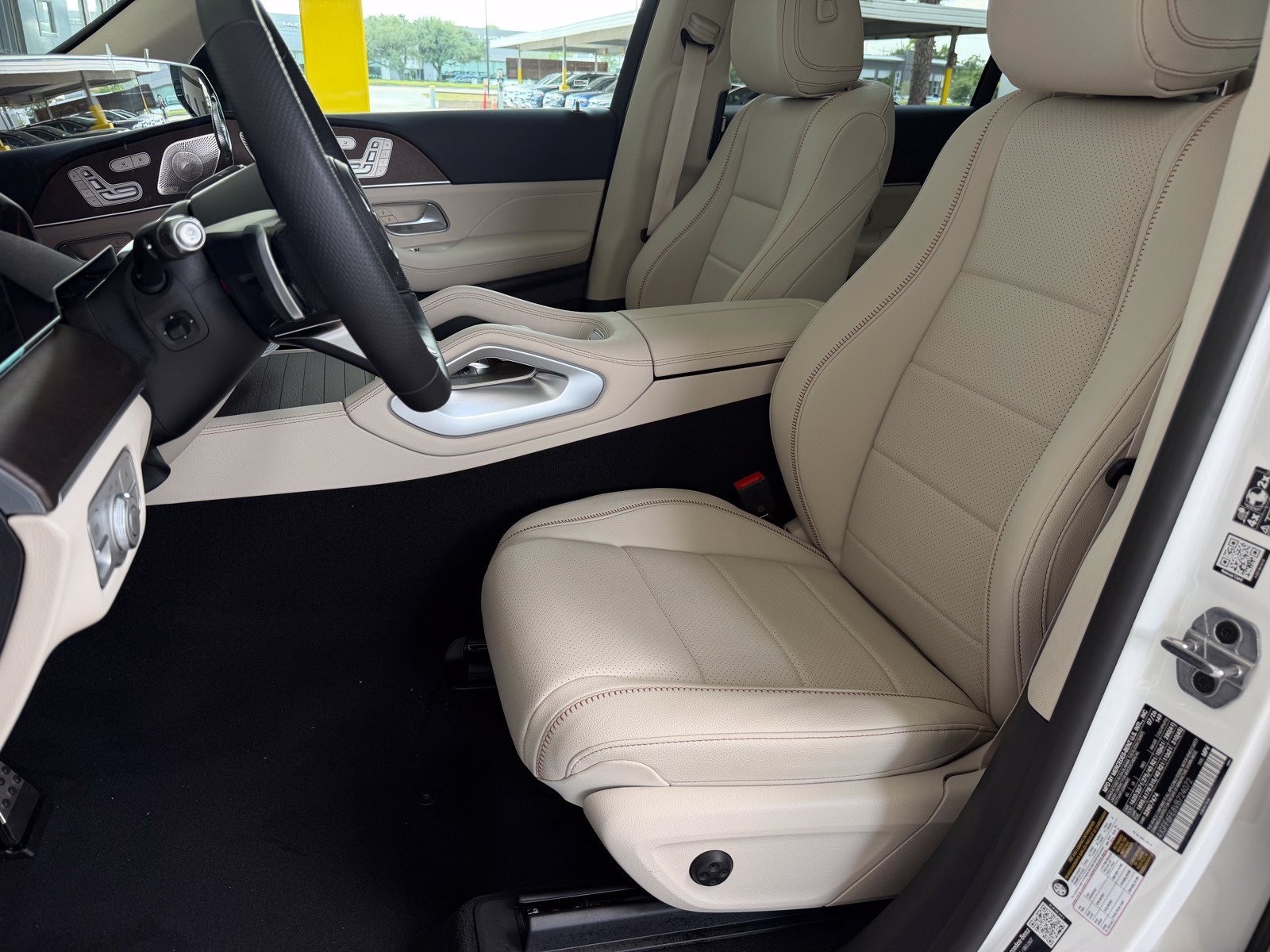 New 2027 Polar White Mercedes-Benz GLS 450 image 13