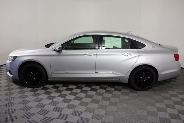 Used 2015 Silver Chevrolet LTZ image 5