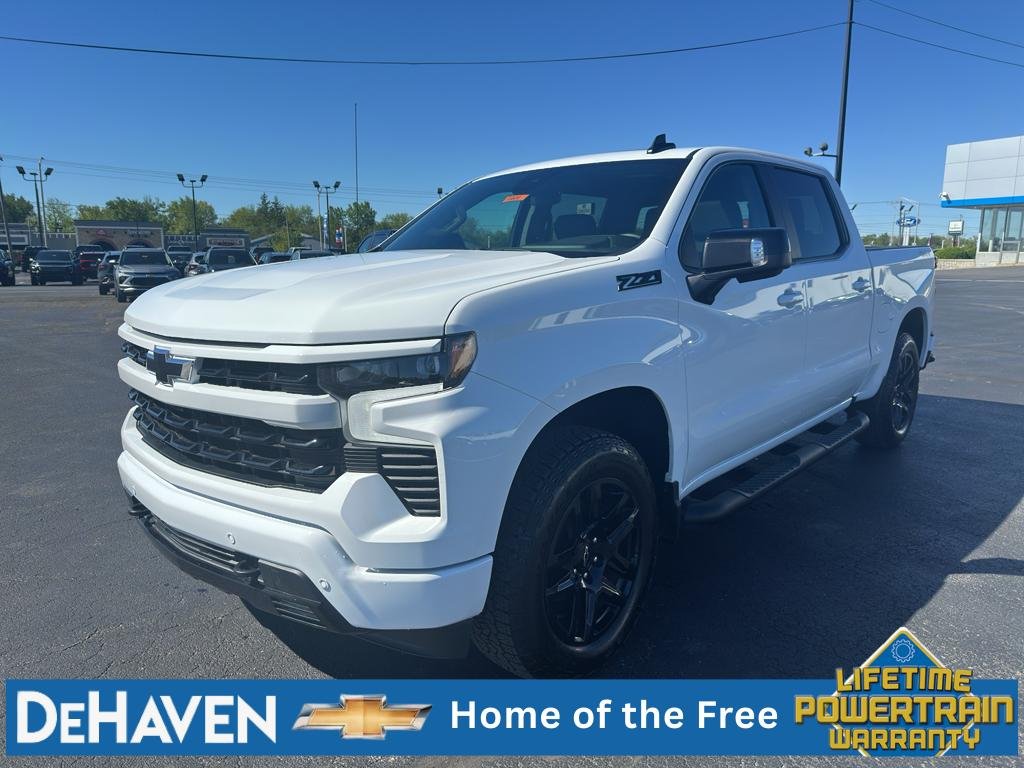 New 2026 Summit White Chevrolet RST image 11