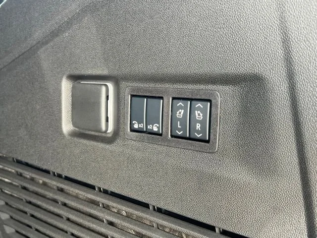 2026 GMC Yukon XL Denali - Photo 24