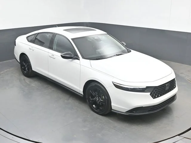 2025 Honda Accord SE - Photo 13