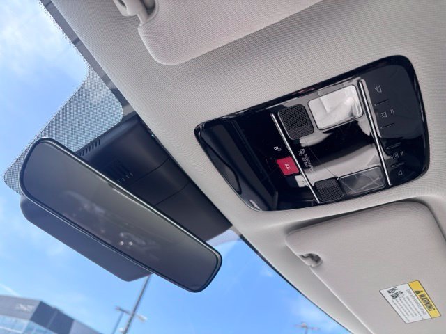 Used 2024 Black Hyundai SEL image 26