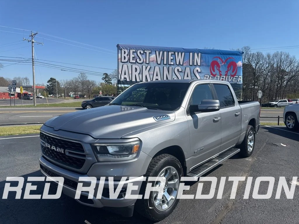 2022 RAM 1500 Big Horn/Lone Star 4x4 Crew Cab 5'7's photo