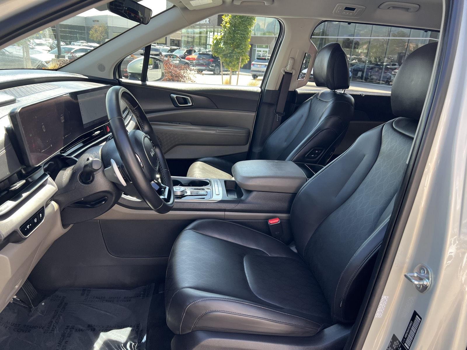 2026 Kia Carnival EX - Photo 27