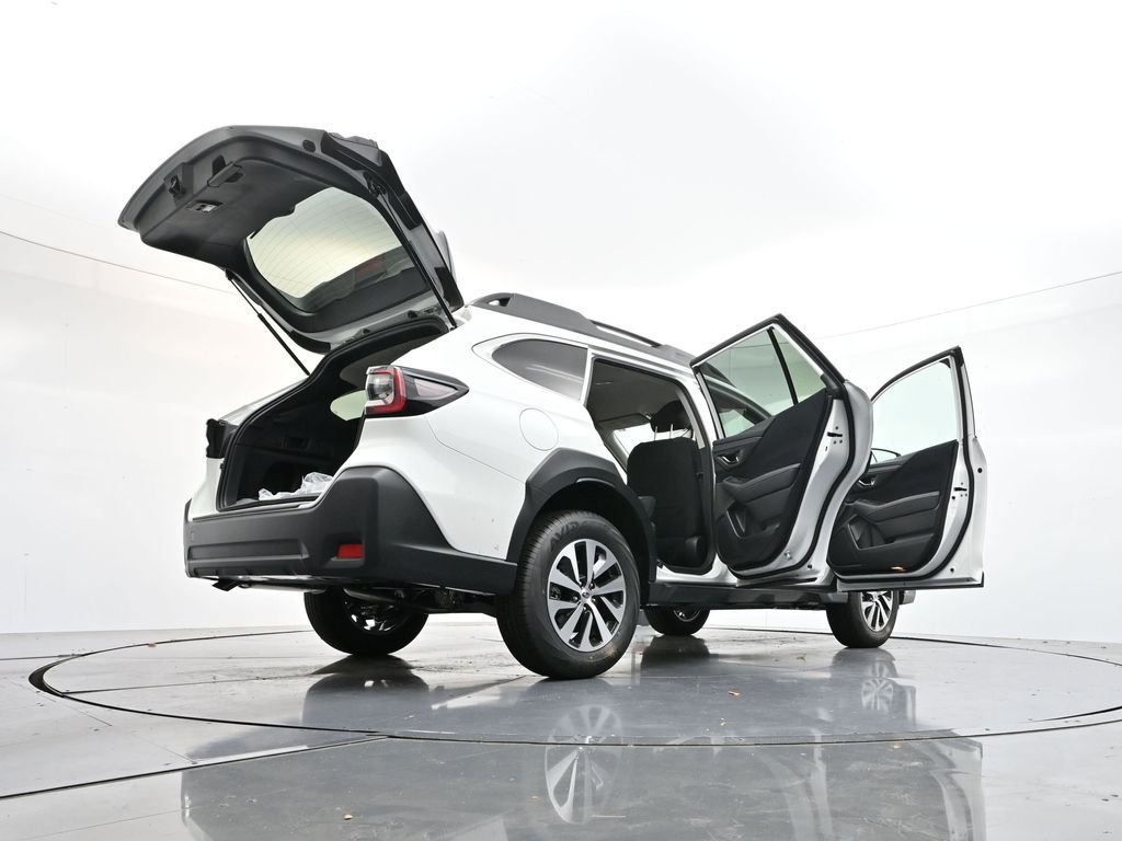Used 2025 Crystal White Pearl Subaru Premium image 43