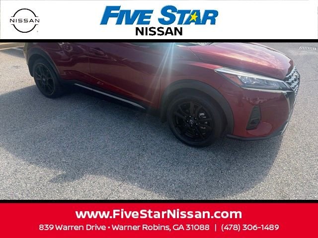 Used 2023 Red Nissan SR image 4