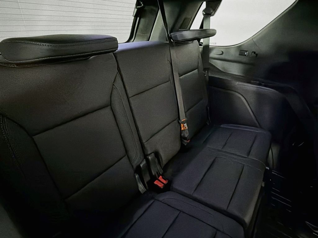 Used 2022 Midnight Blue Metallic Chevrolet Z71 image 29