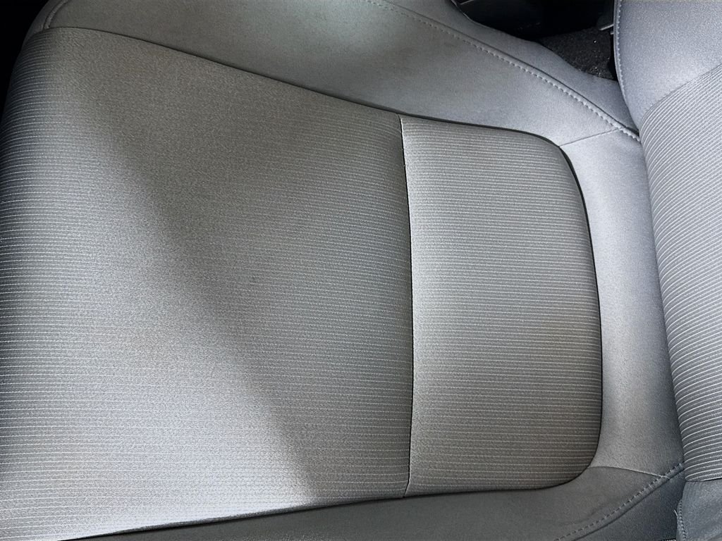 Used 2020 Lunar Silver Metallic Honda LX image 19