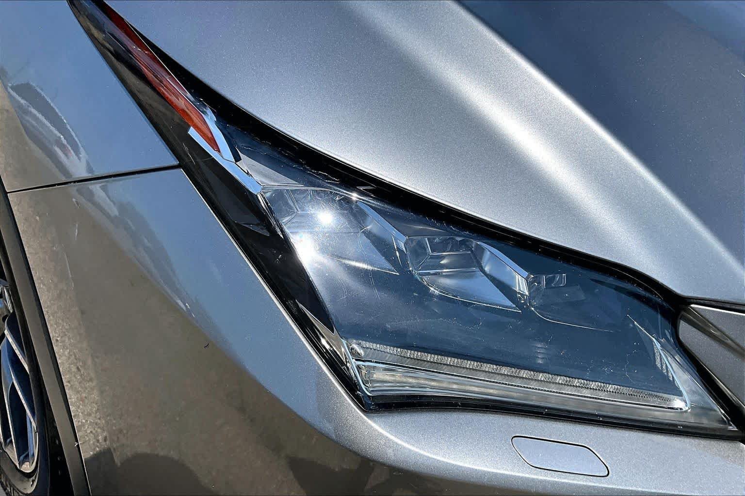 Used 2019 Atomic Silver Lexus F SPORT image 27