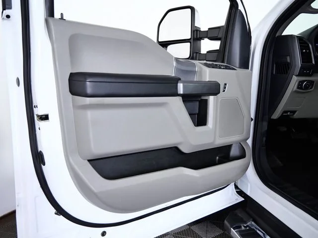 Certified Used 2022 White Ford XLT image 17