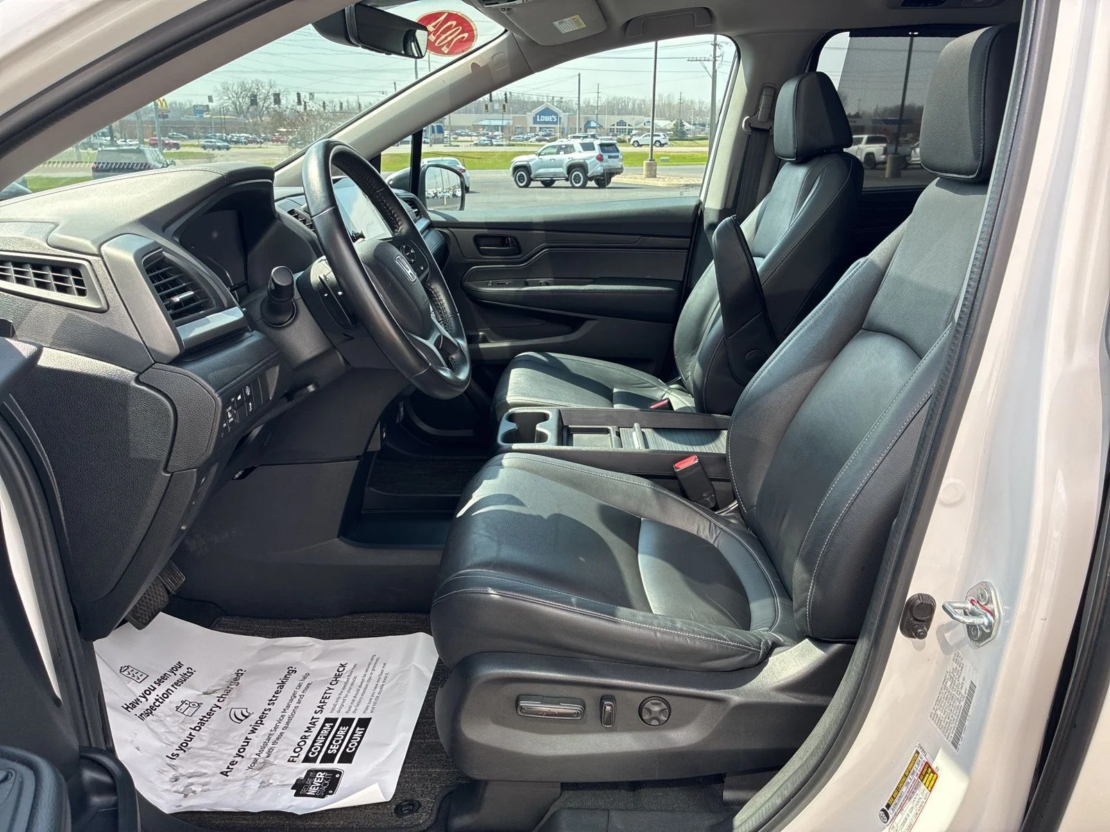 2024 Honda Odyssey EX-L - Photo 19