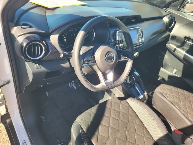 Used 2018 White Nissan SV image 12