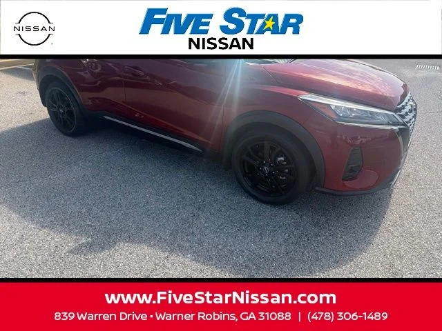Used 2023 Red Nissan SR image 4