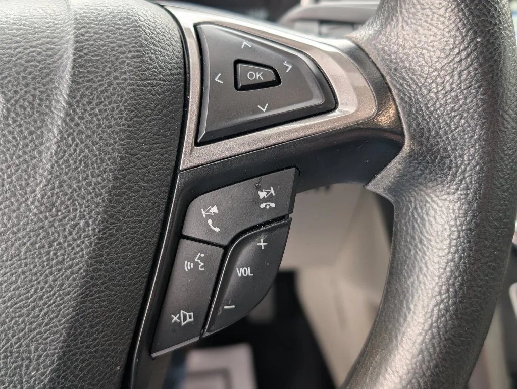 Used 2017 White Ford SE image 18