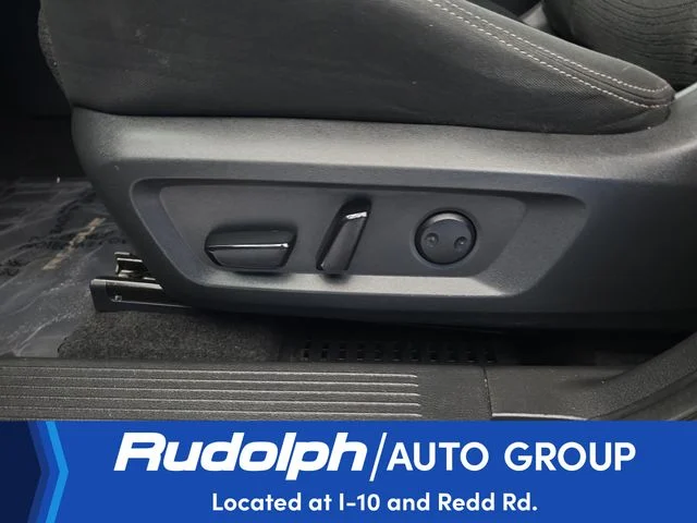 Used 2022 Blue Nissan SV image 10