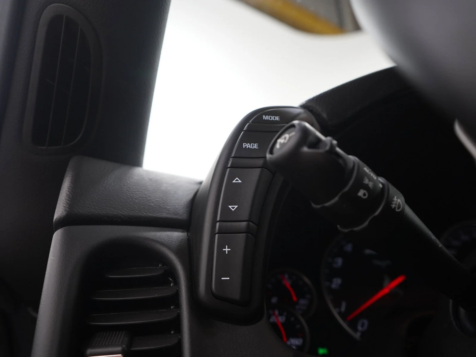 Used 2010 Cyber Gray Metallic Chevrolet Grand Sport image 18
