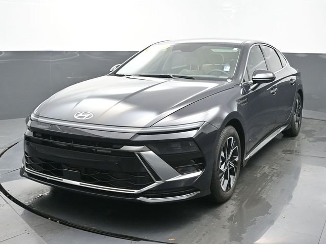 2025 Hyundai Sonata SEL's photo