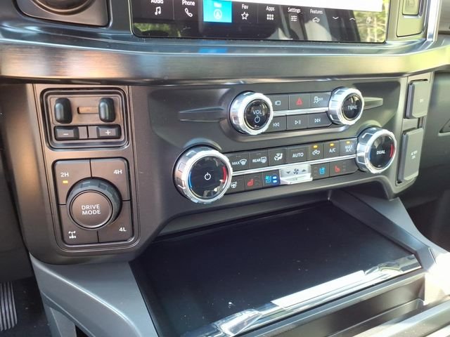 New 2026 Agate Black Metallic Ford F-350® Lariat® image 14