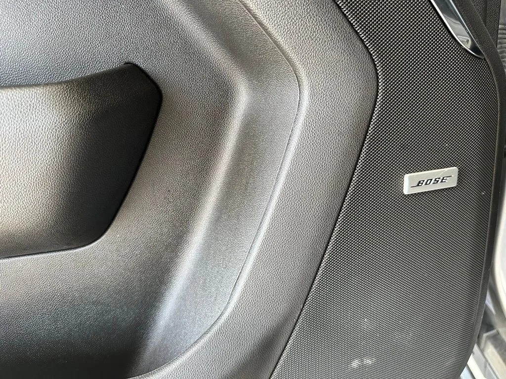 Used 2023 Silver GMC Denali image 30