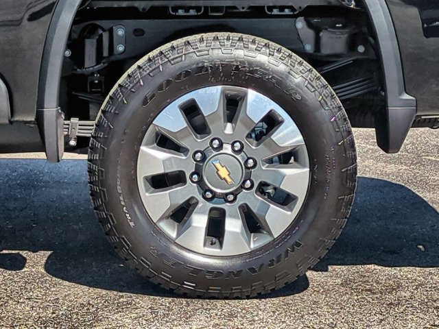 New 2026 Black Chevrolet Custom image 32