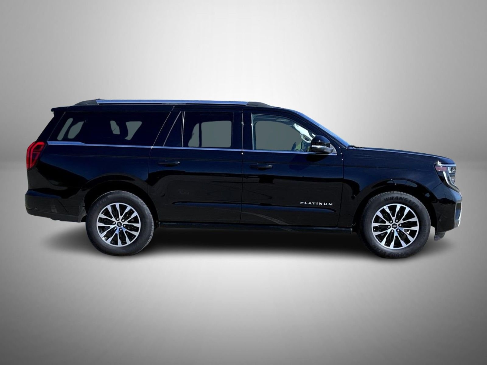 Used 2025 Black Ford Platinum image 4