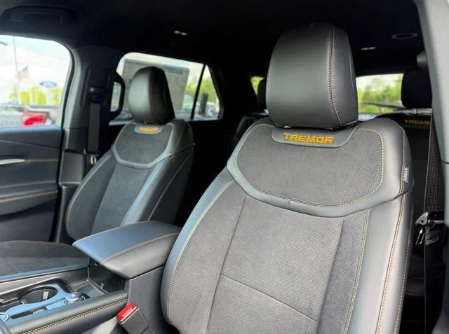 New 2026 Gray Ford Tremor image 16