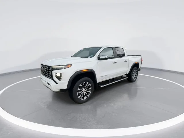 Used 2024 White GMC Denali image 3