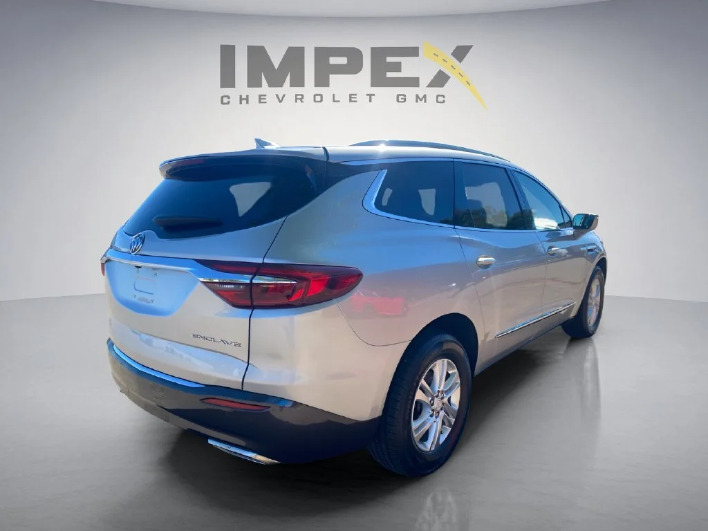 Used 2019 Includes Spectra Gray lower exterior accent color. Buick Essence image 5