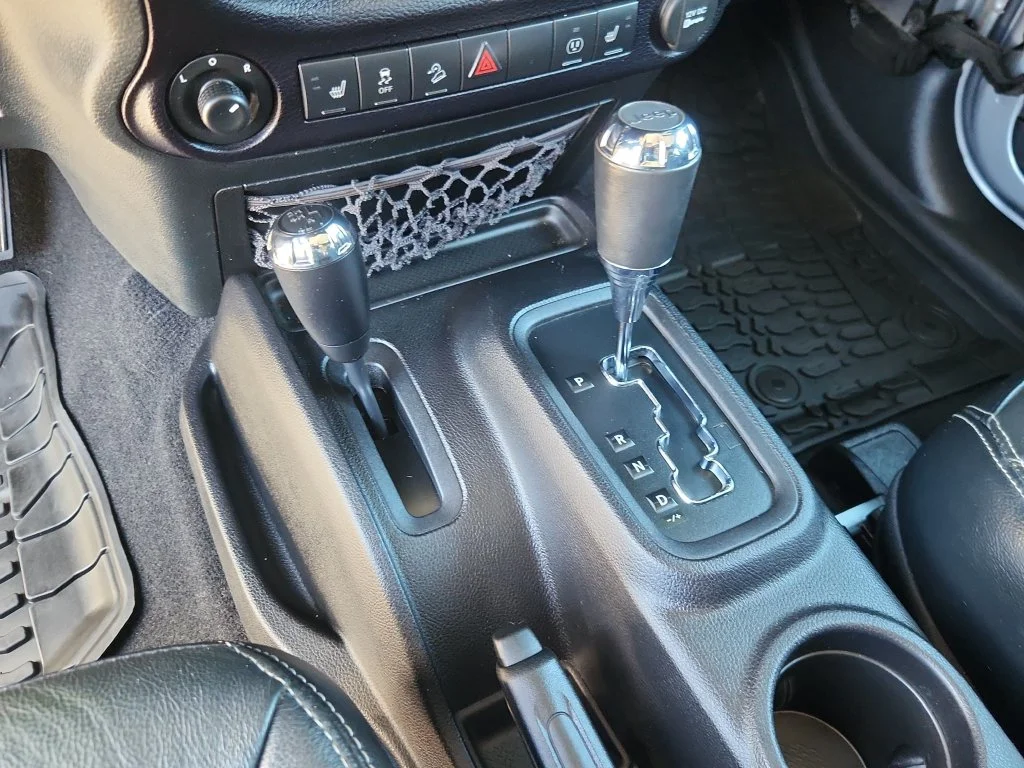 Used 2016 Silver Jeep Rubicon image 20