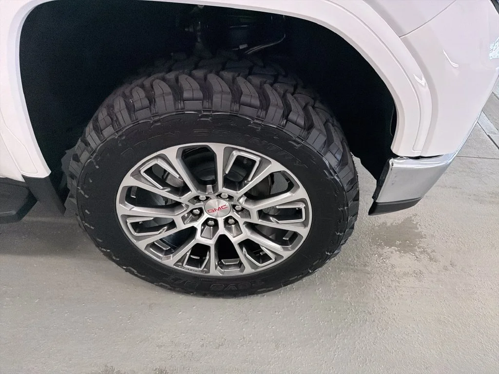 New 2026 Summit White GMC SLT image 5
